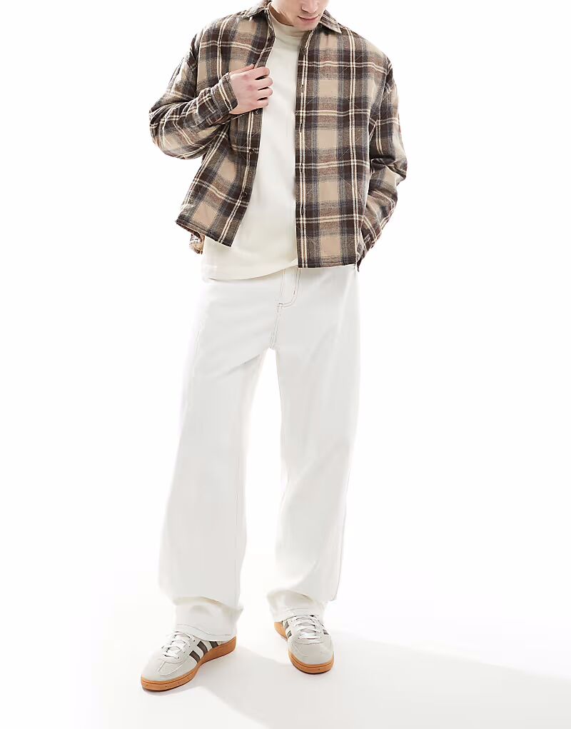 Джинсы мешковатого кроя Pull&Bear белого цвета
Джинсы мешковатого кроя Pull&Bear белого цвета