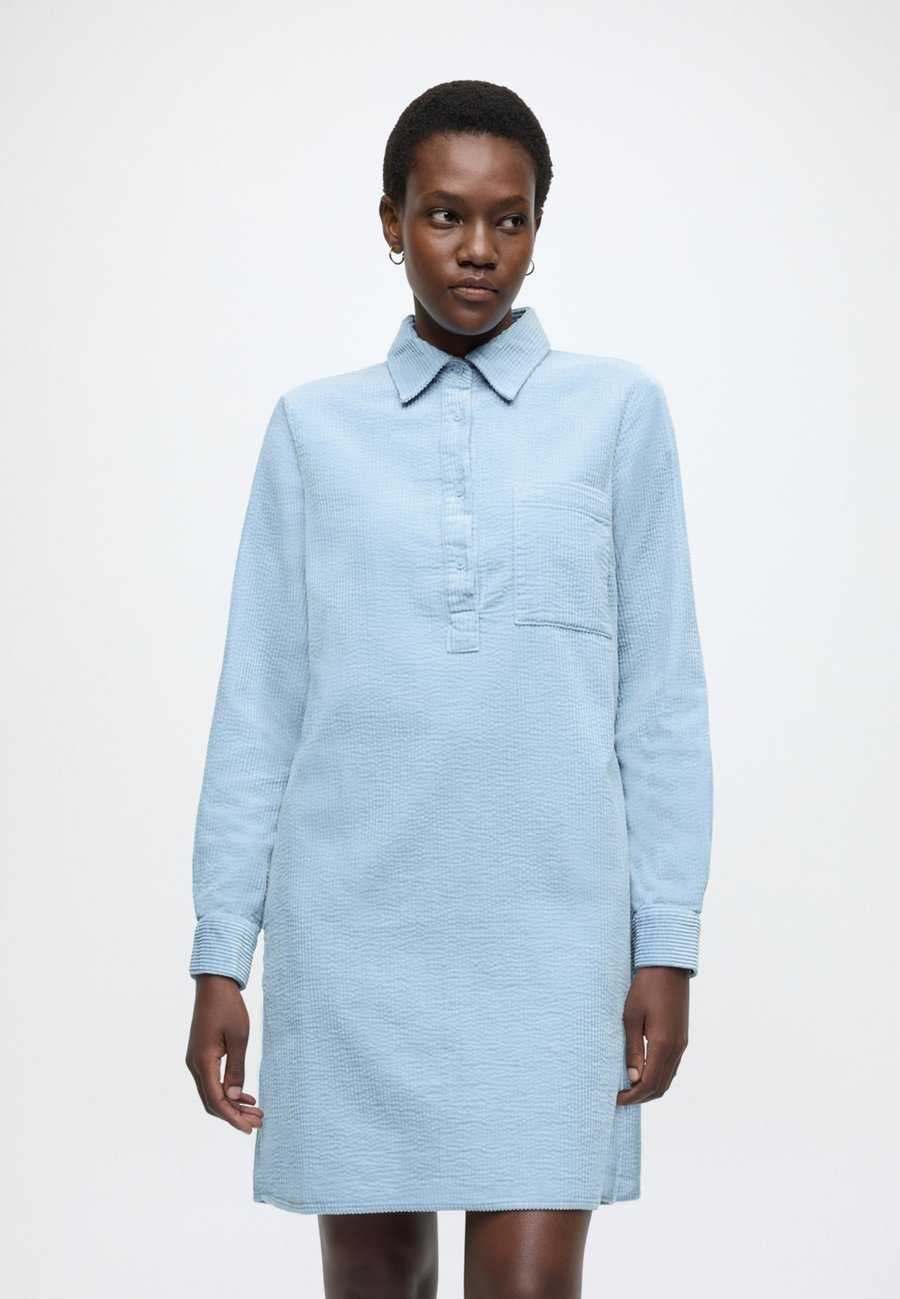 Платье Marc O'Polo DENIM WOVEN DRESSES, CORDUROY, Blue Dusk/Light Blue
Платье Marc O'Polo DENIM WOVEN DRESSES, CORDUROY, Blue Dusk/Light Blue