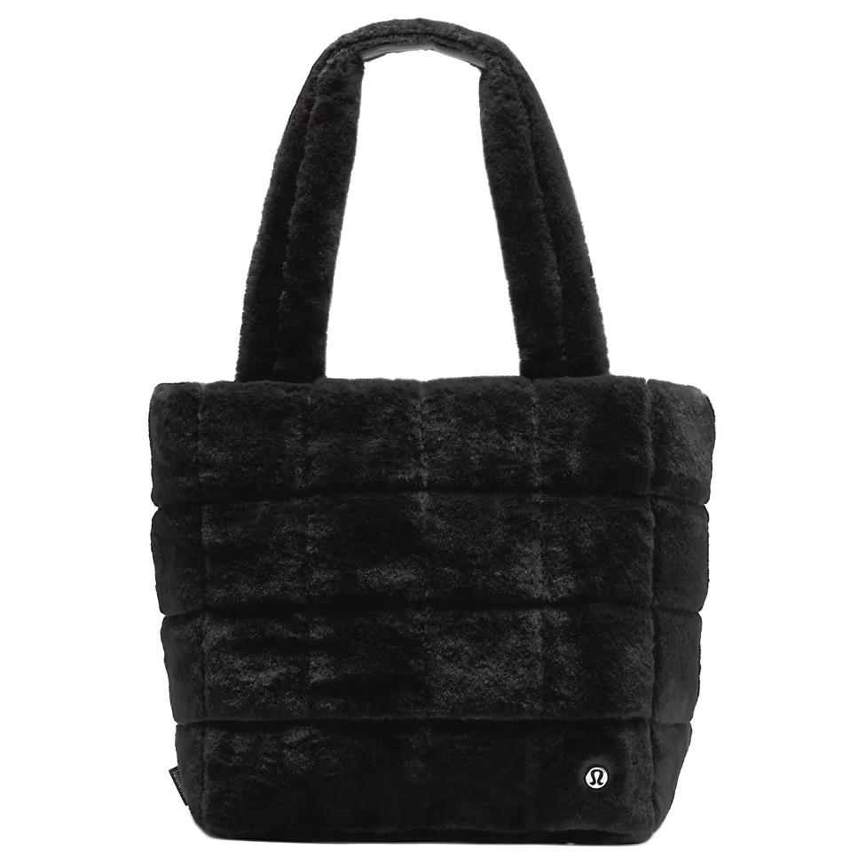 Lululemon Квилтинговая сумка из переработанного полиэстера Regular Women's Black
Lululemon Квилтинговая сумка из переработанного полиэстера Regular Women's Black