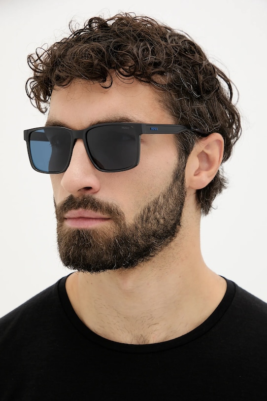 Солнцезащитные очки Hugo, темно-синий
Солнцезащитные очки Hugo, темно-синий