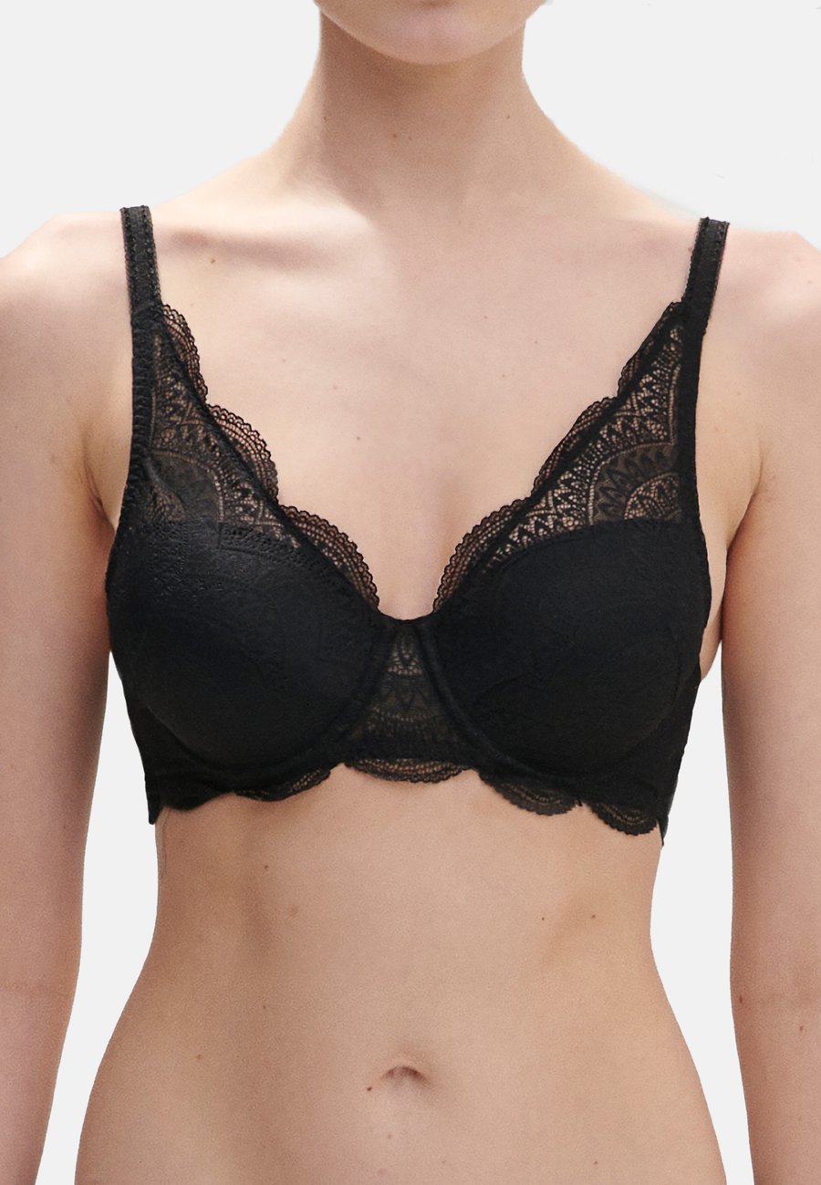 Бюстгальтер Simone Pérèle KARMA -BH MIT SPACER CUP, Noir/Black
Бюстгальтер Simone Pérèle KARMA -BH MIT SPACER CUP, Noir/Black