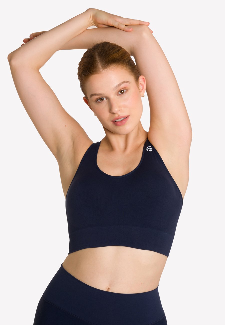 Бюстгальтер OCEANSAPART BEVERLY, Moon Blue/Dark Blue
Бюстгальтер OCEANSAPART BEVERLY, Moon Blue/Dark Blue