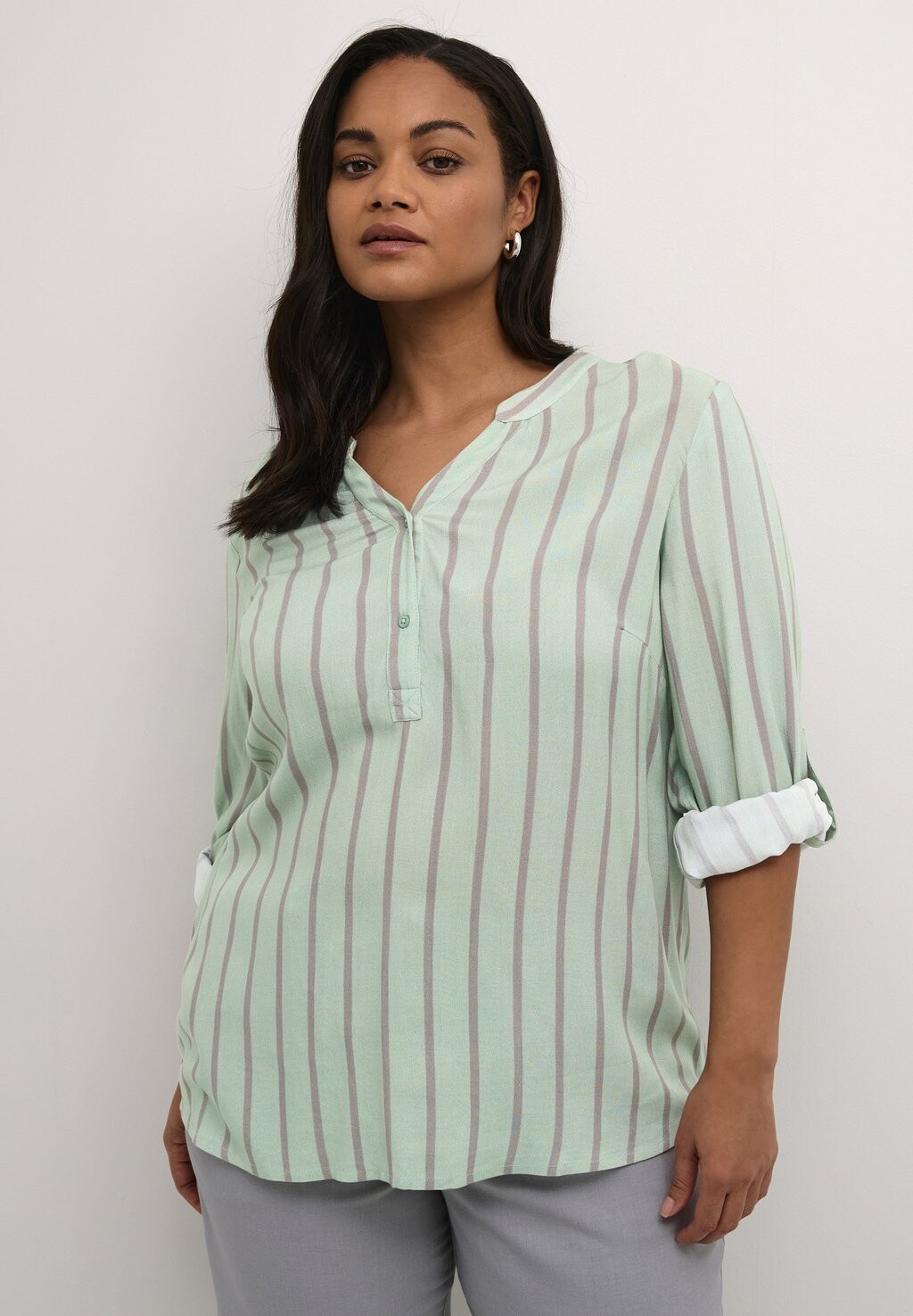 Блуза SIDA Kaffe Curve, светло-зеленый
Блуза SIDA Kaffe Curve, светло-зеленый