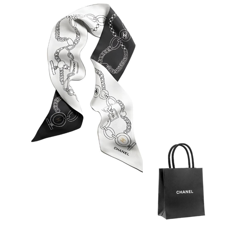 CHANEL Шелковый шарф унисекс белый
CHANEL Шелковый шарф унисекс белый