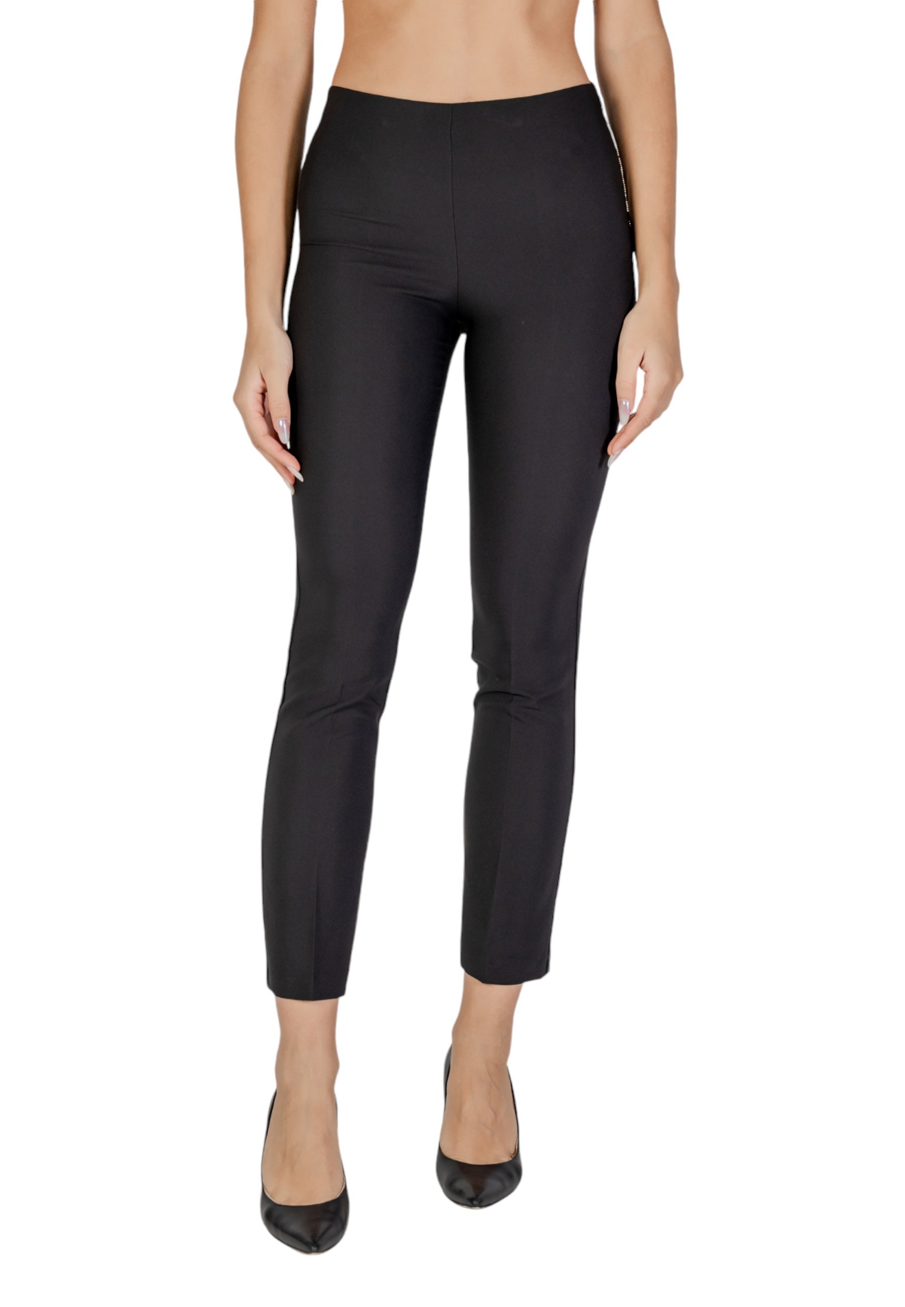 Брюки женские Sandro Ferrone облегающего кроя, черный
Брюки женские Sandro Ferrone облегающего кроя, черный