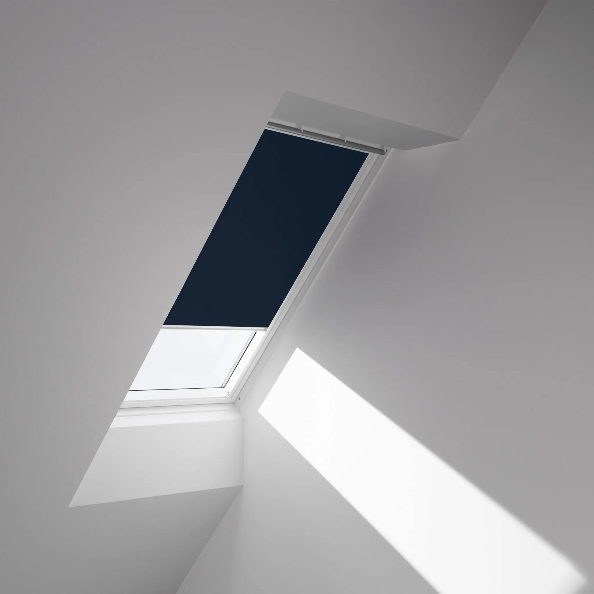 Затемняющие рулонные шторы VELUX «DKL MK06 1100SWL», затемнение, затемнение, без сверления, на направляющих, белые направляющие и ручка, цвет Dunkelblau + weiß
Затемняющие рулонные шторы VELUX «DKL MK06 1100SWL», затемнение, затемнение, без сверления, на направляющих, белые направляющие и ручка, цвет Dunkelblau + weiß