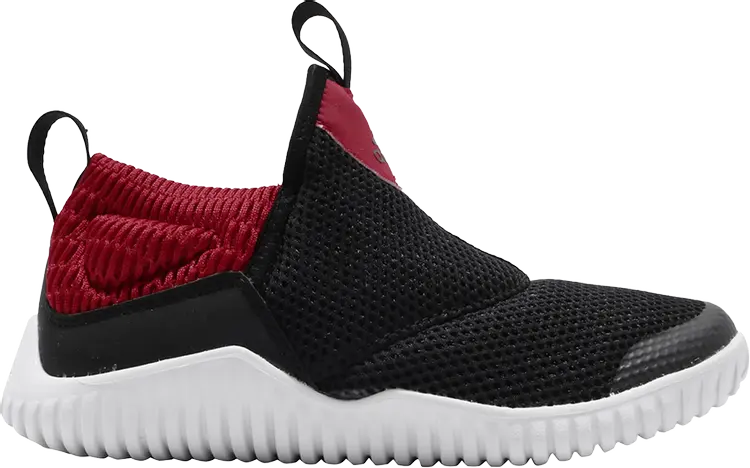 Кроссовки Adidas RapidaZen C, черный 
Кроссовки Adidas RapidaZen C, черный