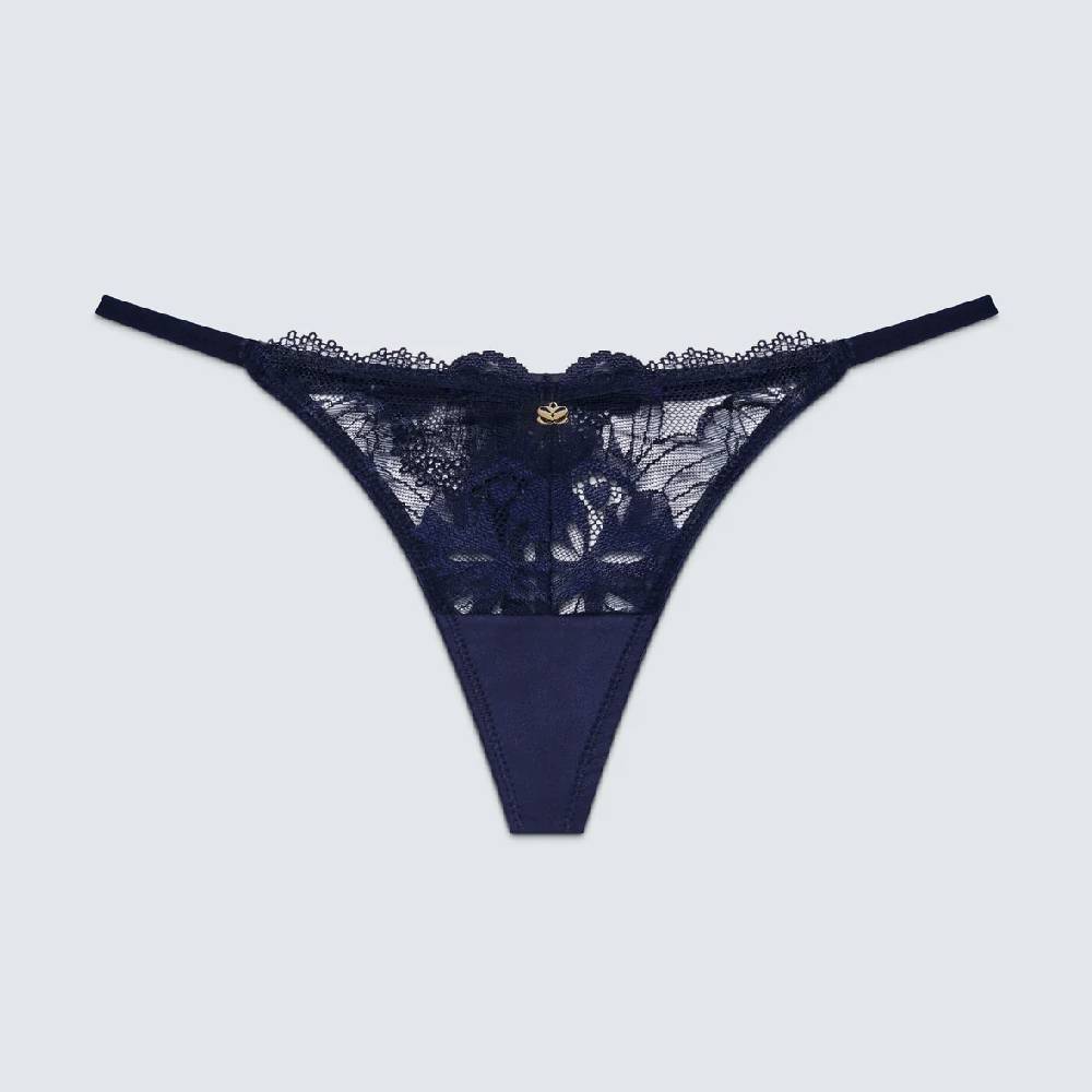 Трусы-стринги Syrn String You Along Low Rise Lace, темно-синий
Трусы-стринги Syrn String You Along Low Rise Lace, темно-синий