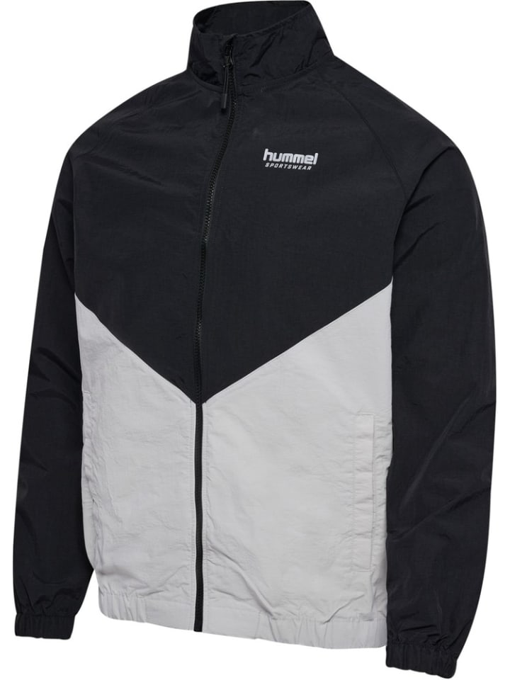 Куртка "Hmllgc Felix" черного цвета Hummel
Куртка "Hmllgc Felix" черного цвета Hummel