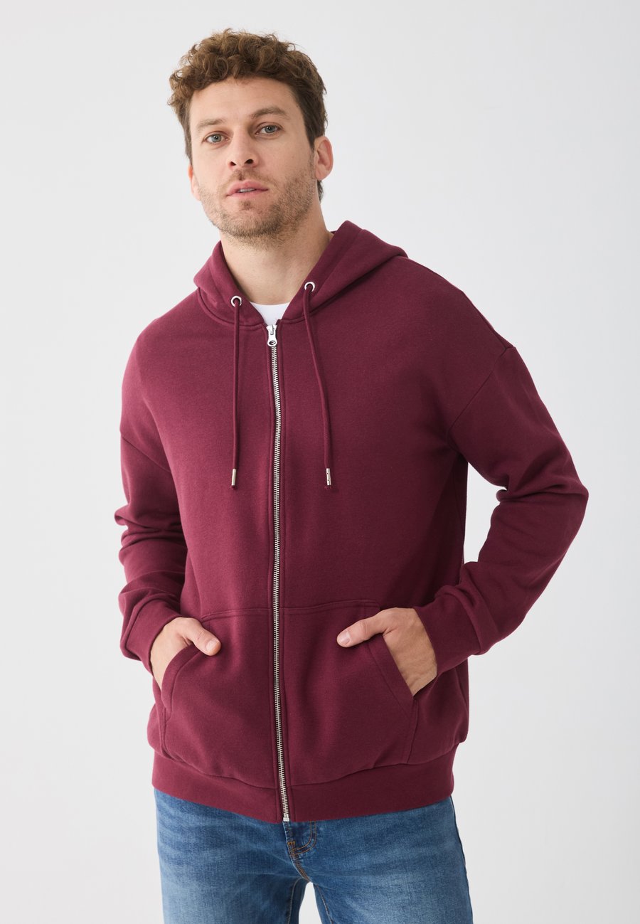 Толстовка Pier One Zip-up sweatshirt, Bordeaux
Толстовка Pier One Zip-up sweatshirt, Bordeaux