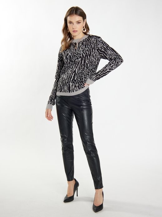 Вязаный свитер Faina, мультиколор
Вязаный свитер Faina, мультиколор