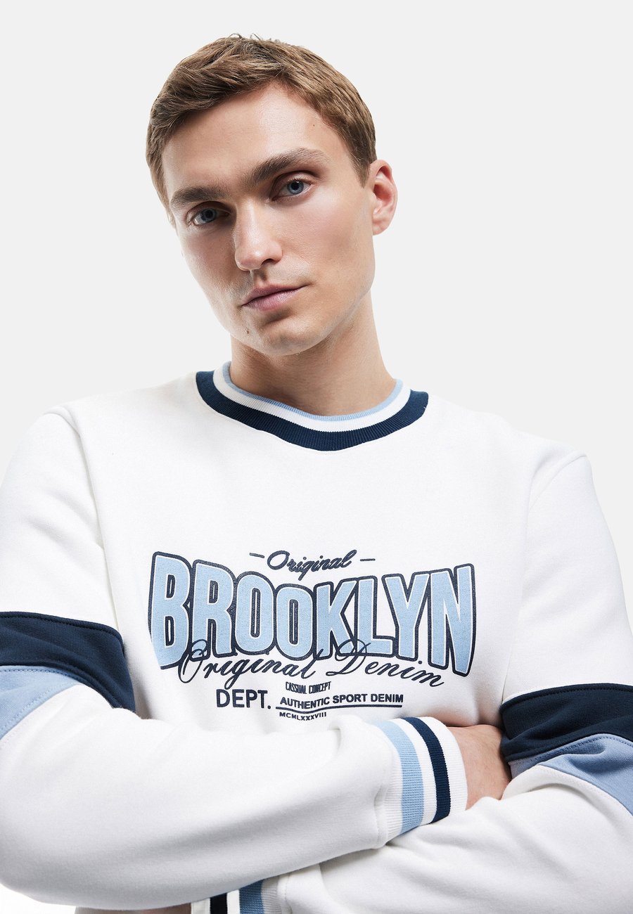 Толстовка Koton COLLEGE PRINTED, White
Толстовка Koton COLLEGE PRINTED, White