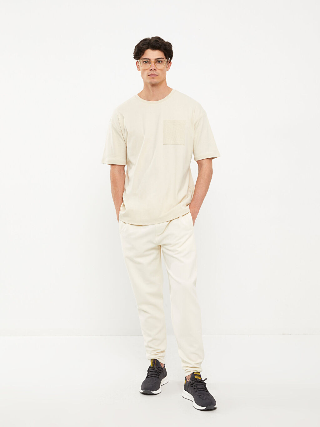 Мужская футболка с круглым вырезом и короткими рукавами LCW Casual, Белый, Мужская футболка с круглым вырезом и короткими рукавами LCW Casual
Мужская футболка с круглым вырезом и короткими рукавами LCW Casual, Белый, Мужская футболка с круглым вырезом и короткими рукавами LCW Casual