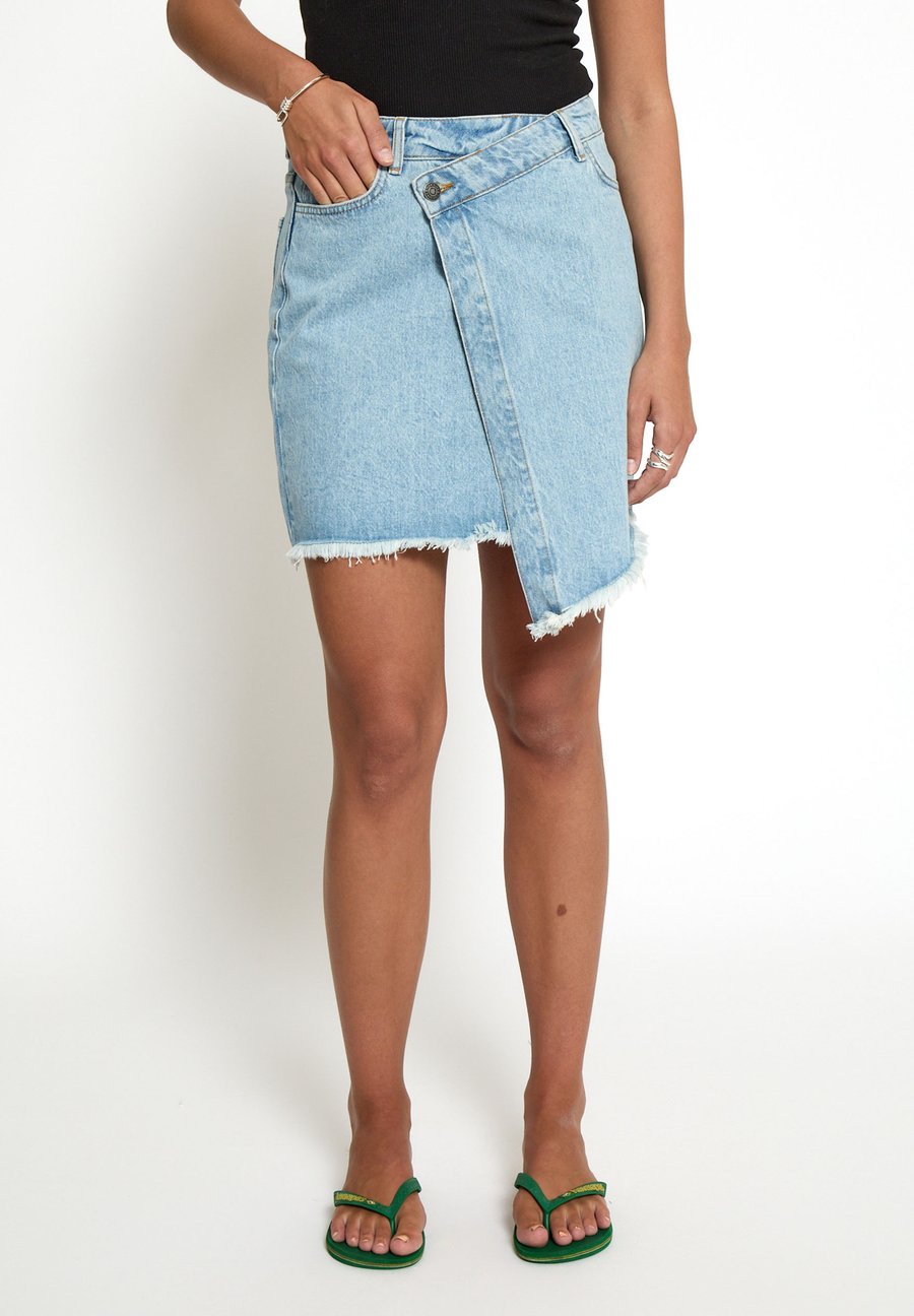 Юбка Desires Wrap skirt, Denim/Blue Denim
Юбка Desires Wrap skirt, Denim/Blue Denim