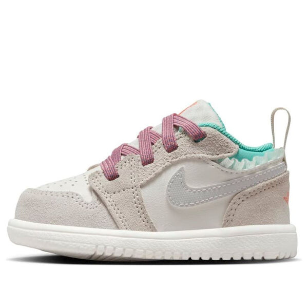 Кроссовки 1 low alt se Air Jordan, коричневый
Кроссовки 1 low alt se Air Jordan, коричневый