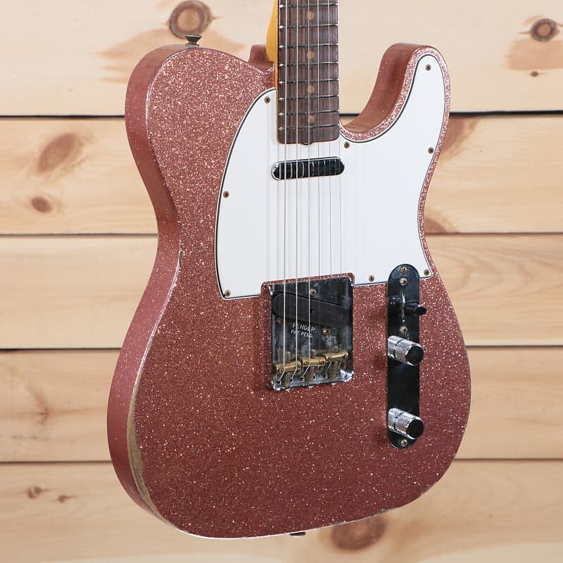 Fender Custom Shop LTD 1961 Telecaster Relic (F-598) Серийный номер: CZ556465 - PLEK'd
Fender Custom Shop LTD 1961 Telecaster Relic (F-598) Серийный номер: CZ556465 - PLEK'd