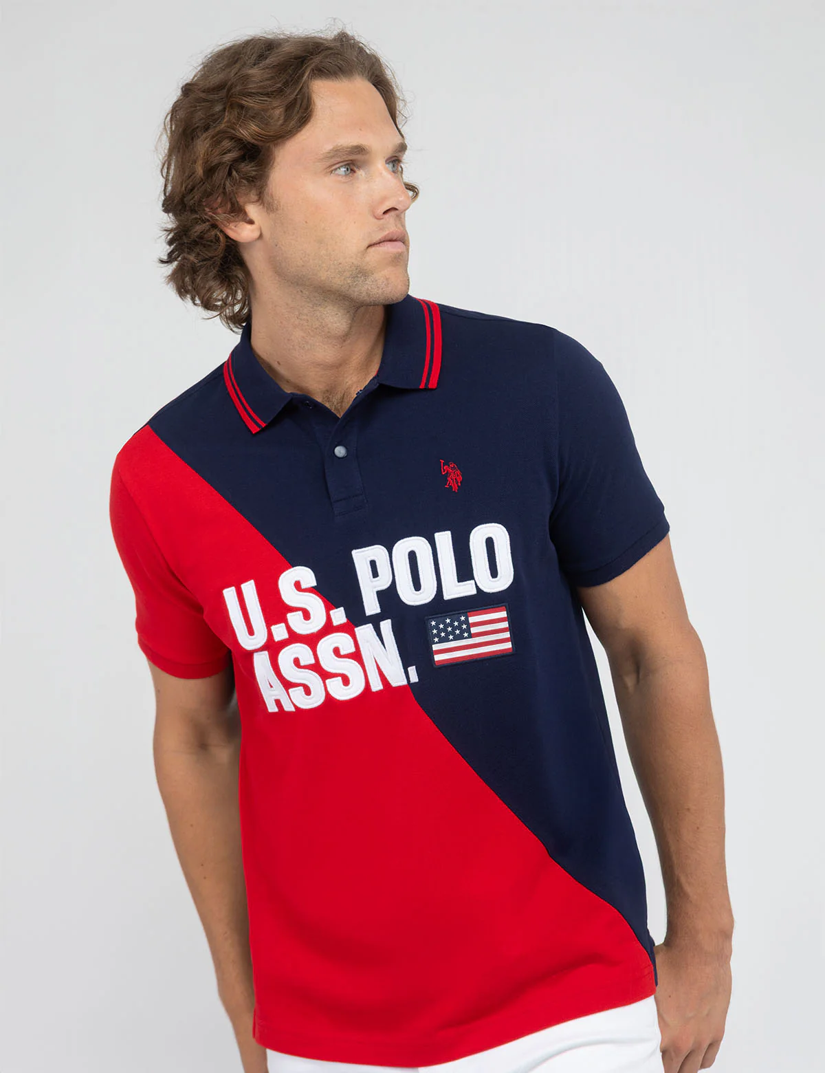 Футболка-поло U.S. Polo Assn Diagonal Color Block Pique, темно-синий/красный
Футболка-поло U.S. Polo Assn Diagonal Color Block Pique, темно-синий/красный