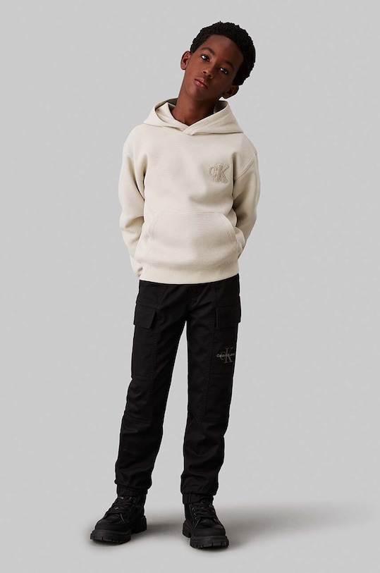 Детские спортивные брюки WOVEN CARGO Calvin Klein Jeans, черный 
Детские спортивные брюки WOVEN CARGO Calvin Klein Jeans, черный