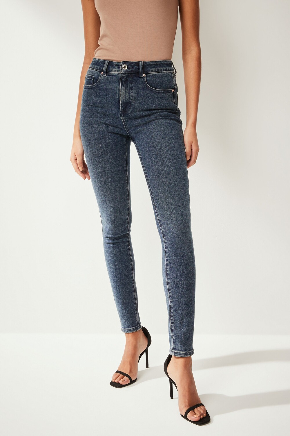 Мягкие джинсы скинни Next, черный
Мягкие джинсы скинни Next, черный