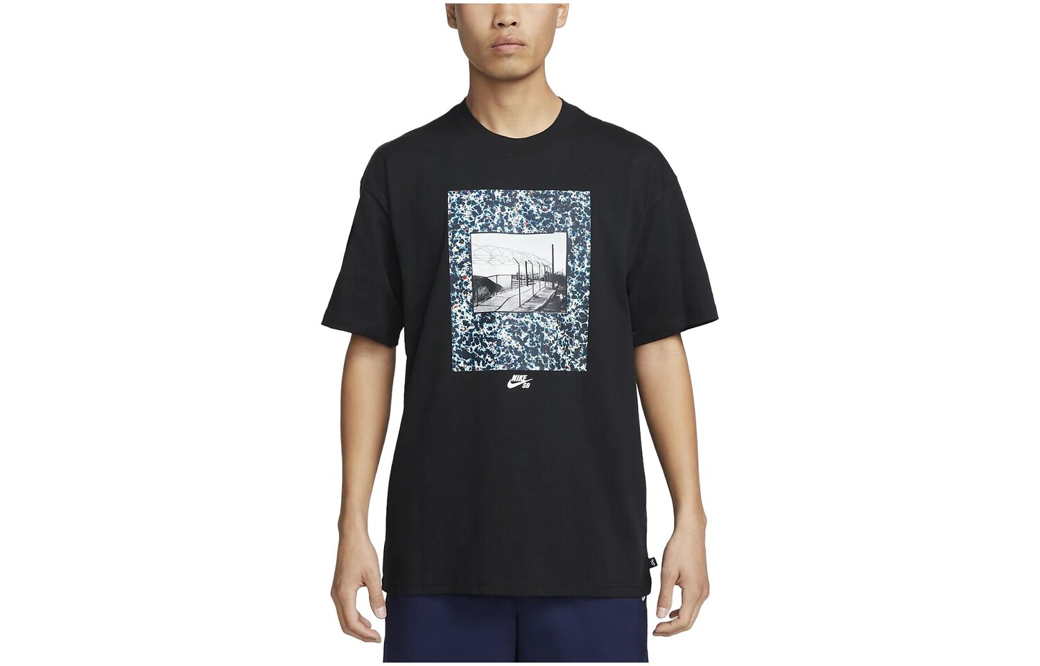 Футболка мужская черная Nike, черный
Футболка мужская черная Nike, черный