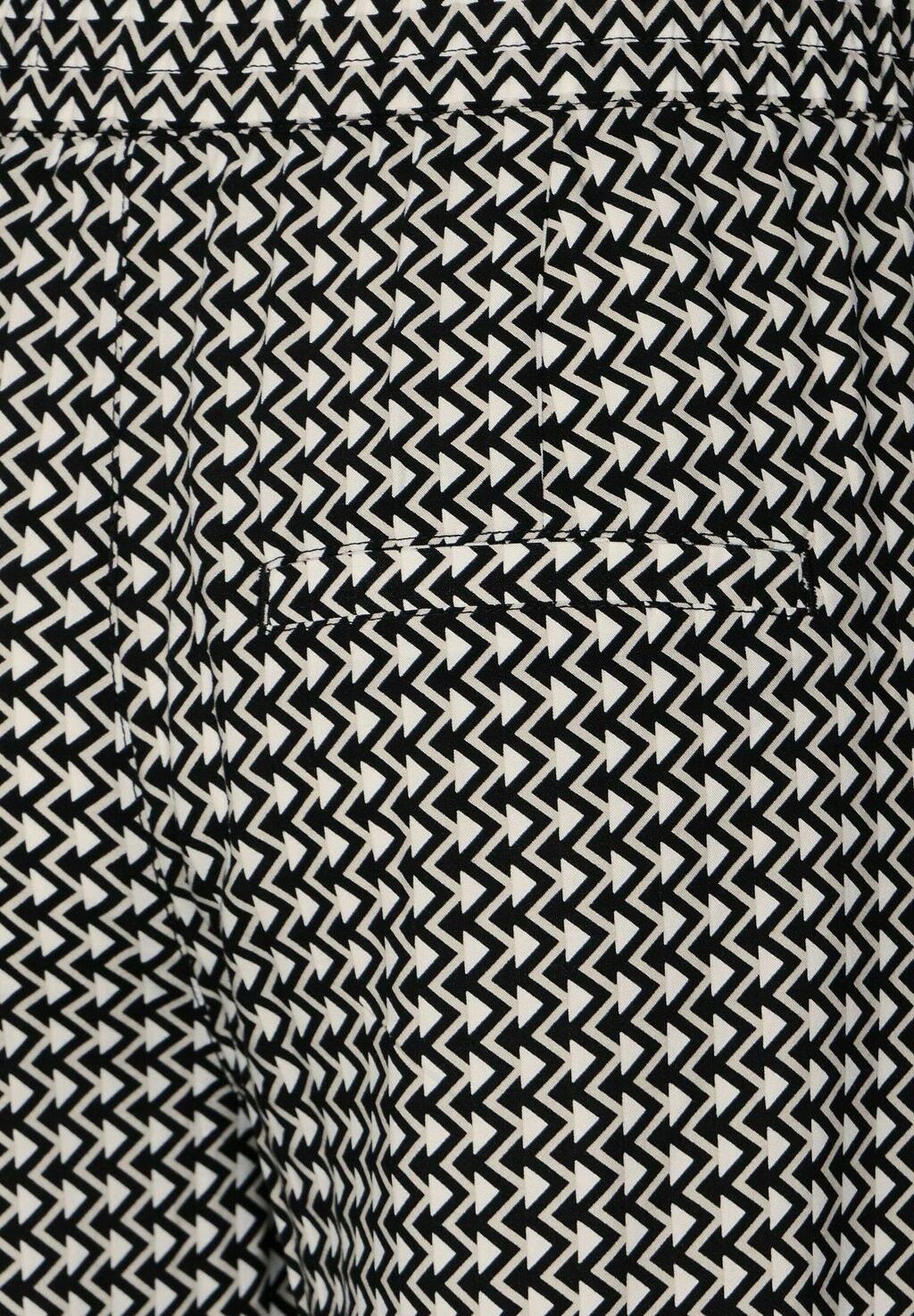 Тканевые брюки LOOSE FIT Street One, черный
Тканевые брюки LOOSE FIT Street One, черный