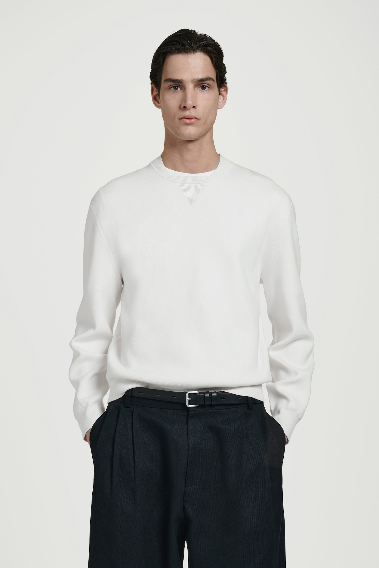 Двусторонний вязаный свитер COS, белый
Двусторонний вязаный свитер COS, белый