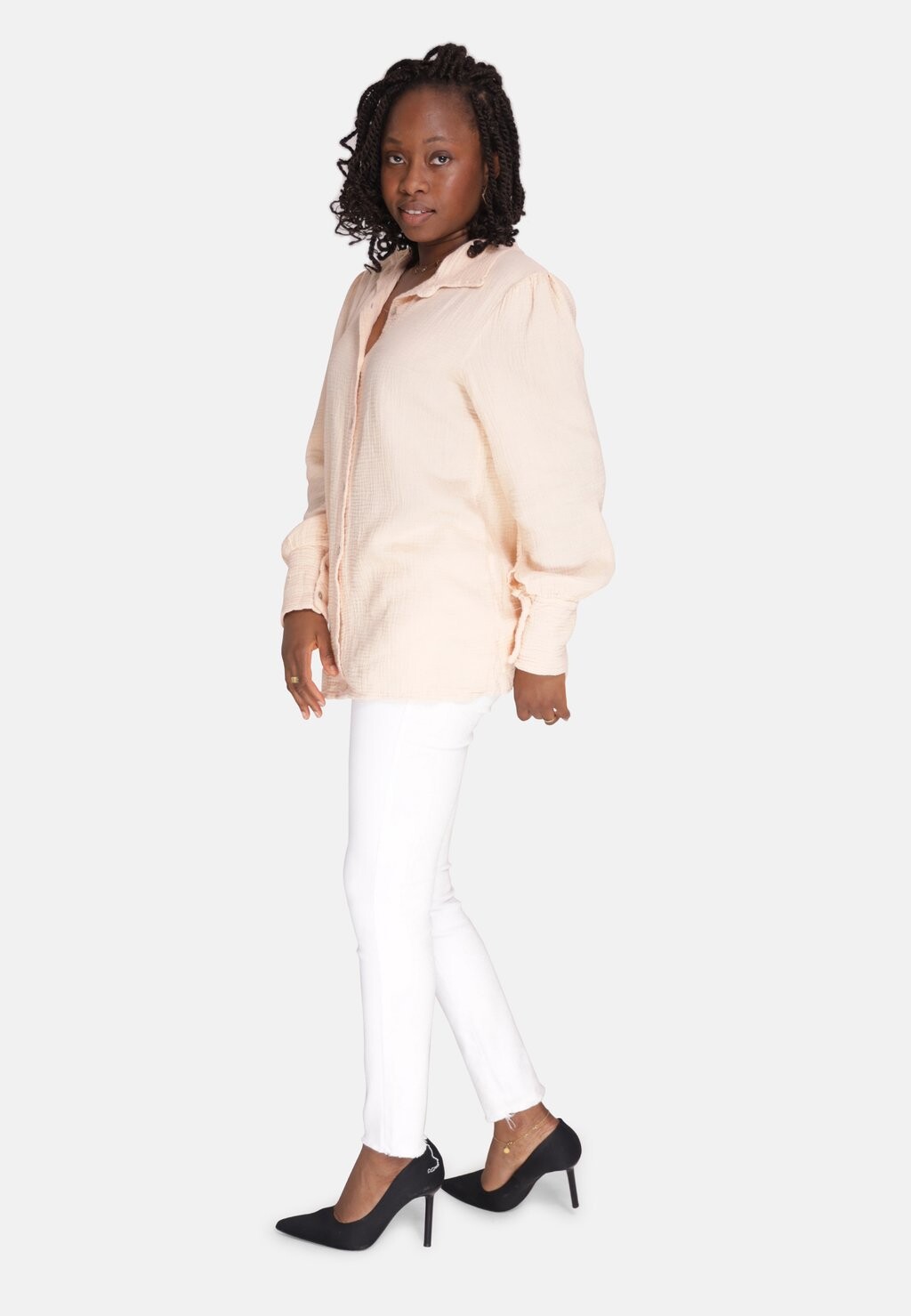 Блузка на пуговицах Elara, бежевый
Блузка на пуговицах Elara, бежевый