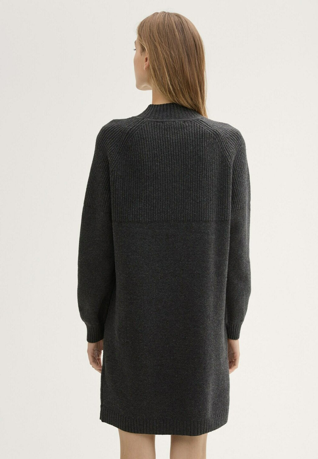 Платье-джемпер TOM TAILOR DENIM, серый
Платье-джемпер TOM TAILOR DENIM, серый