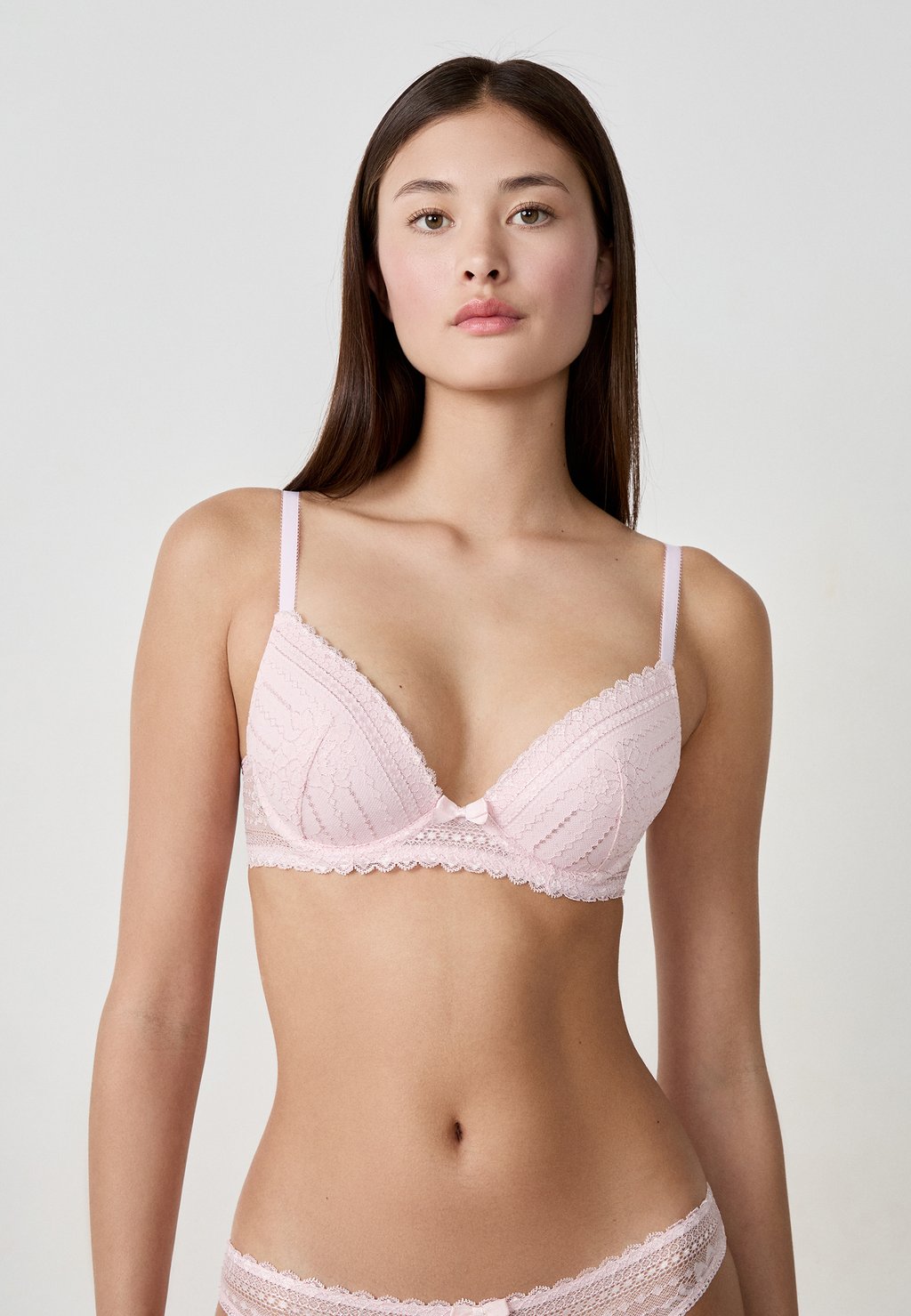 Бюстгальтер пуш-ап PANAMA Etam, светло-розовый
Бюстгальтер пуш-ап PANAMA Etam, светло-розовый