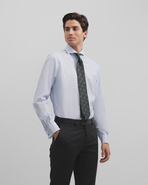 Узкая мужская рубашка в полоску Silbon, светло-синий
Узкая мужская рубашка в полоску Silbon, светло-синий