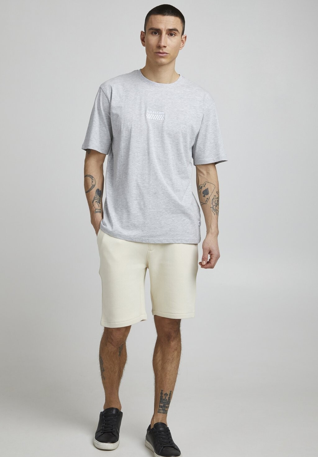 Спортивные брюки SDRURIK Solid, бежевый
Спортивные брюки SDRURIK Solid, бежевый