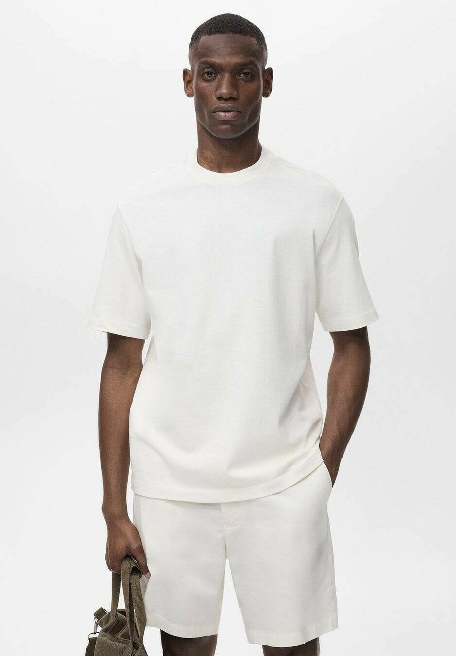 Футболка Mango Basic T-shirt, Off-White, Белый, Футболка Mango Basic T-shirt, Off-White
Футболка Mango Basic T-shirt, Off-White, Белый, Футболка Mango Basic T-shirt, Off-White