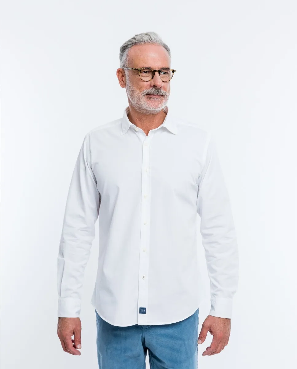 Мужская хлопковая повседневная рубашка soft slim однотонная белая Wickett Jones, белый 
Мужская хлопковая повседневная рубашка soft slim однотонная белая Wickett Jones, белый