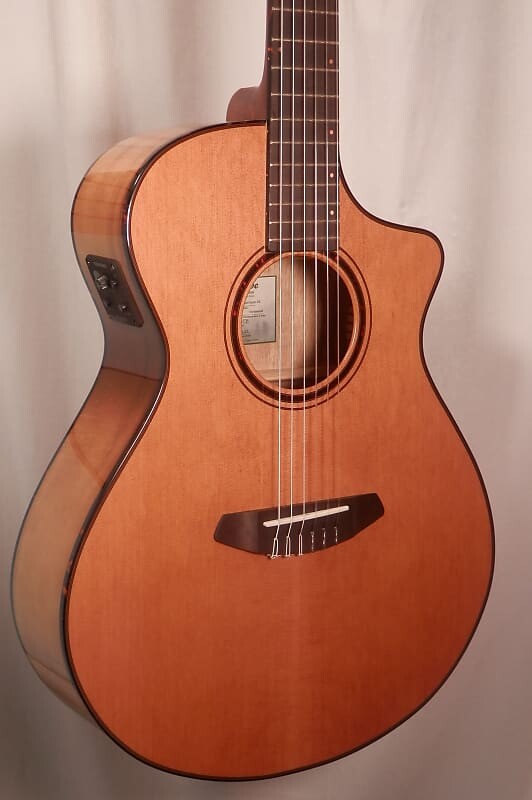 Breedlove Pursuit Exotic S Concert Nylon CE Красный кедр-Myrtlewood Pursuit Exotic S Concert Nylon CE Red cedar-Myrtlewood
Breedlove Pursuit Exotic S Concert Nylon CE Красный кедр-Myrtlewood Pursuit Exotic S Concert Nylon CE Red cedar-Myrtlewood