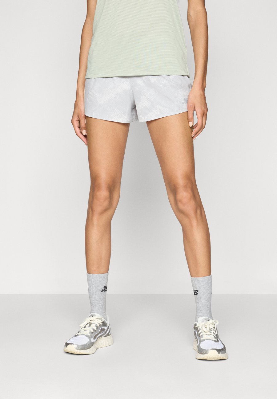Спортивные шорты New Balance PRINTED SHORT, Grey Matter/Grey
Спортивные шорты New Balance PRINTED SHORT, Grey Matter/Grey