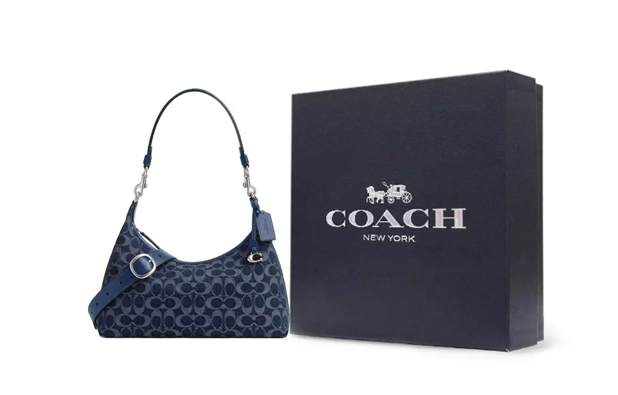 COACH Женская сумка кроссбоди из ткани Juliet темно-синяя
COACH Женская сумка кроссбоди из ткани Juliet темно-синяя