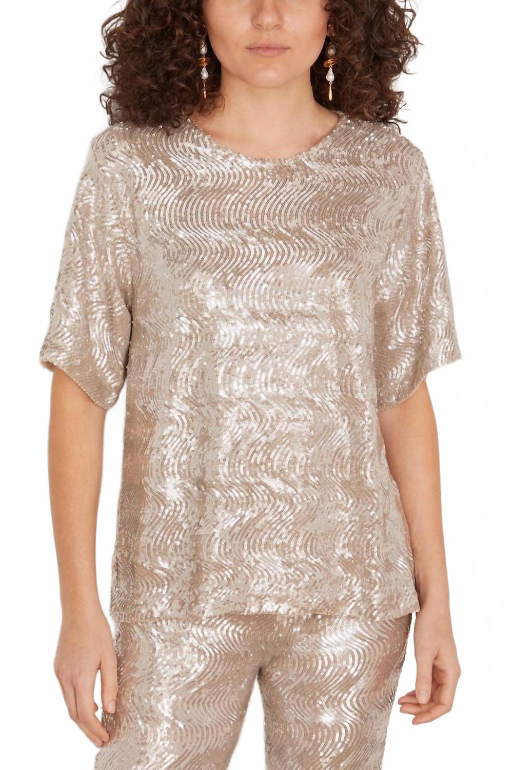 Футболка La Danza Del Mare с пайетками в серебристом цвете Forte forte
Футболка La Danza Del Mare с пайетками в серебристом цвете Forte forte