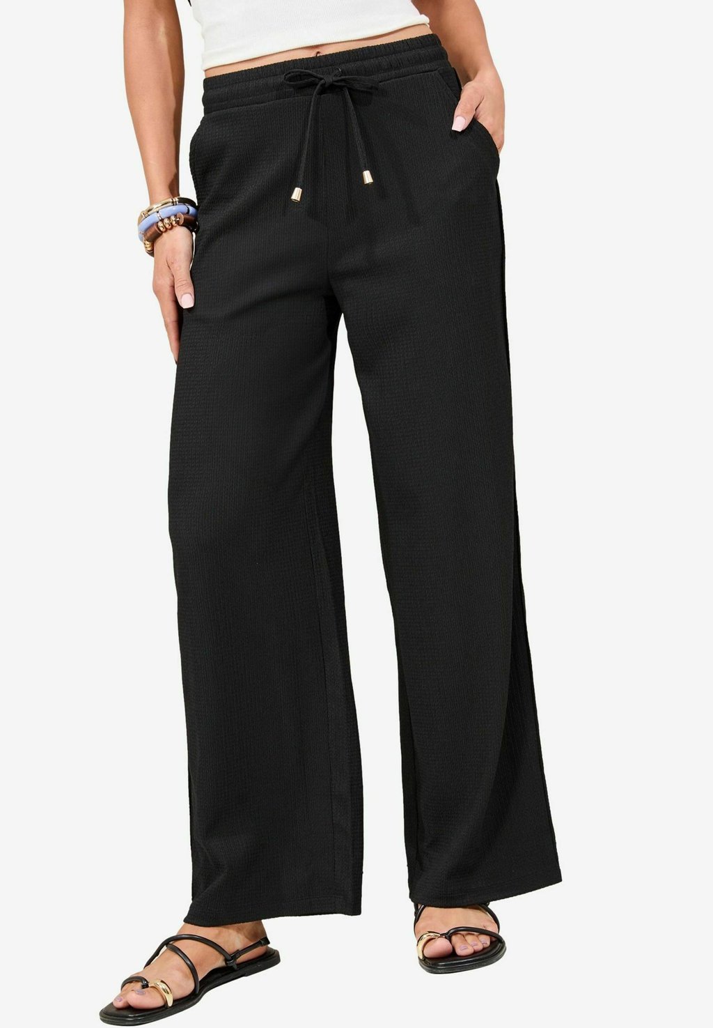 Брюки CRINKLE WIDE LEG Lipsy, черный
Брюки CRINKLE WIDE LEG Lipsy, черный