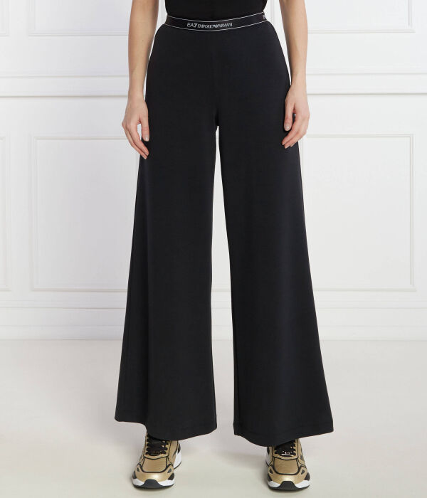 Брюки женские Ea7 клеш от бедра из модала, черный
Брюки женские Ea7 клеш от бедра из модала, черный
