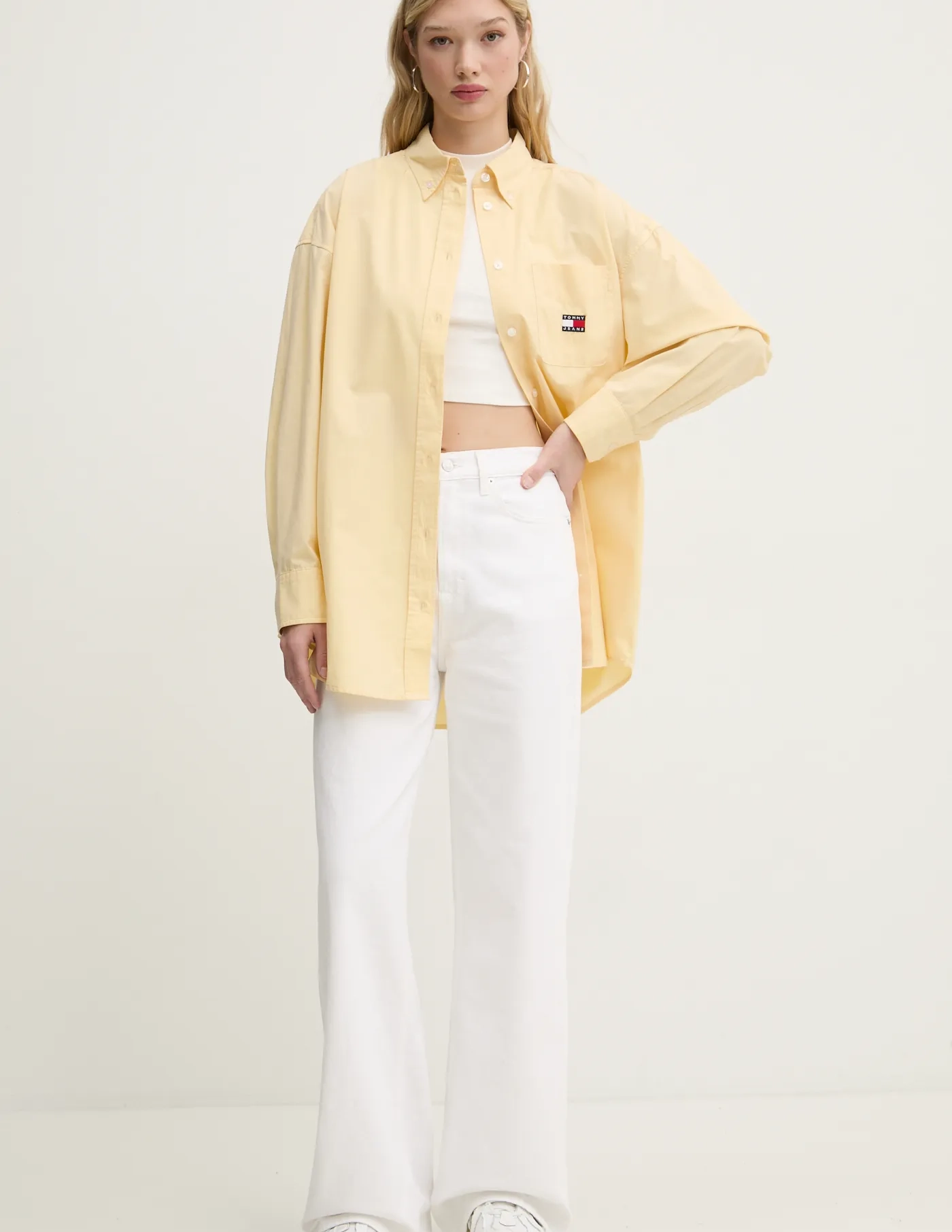 Топ Tommy Jeans, бежевый
Топ Tommy Jeans, бежевый