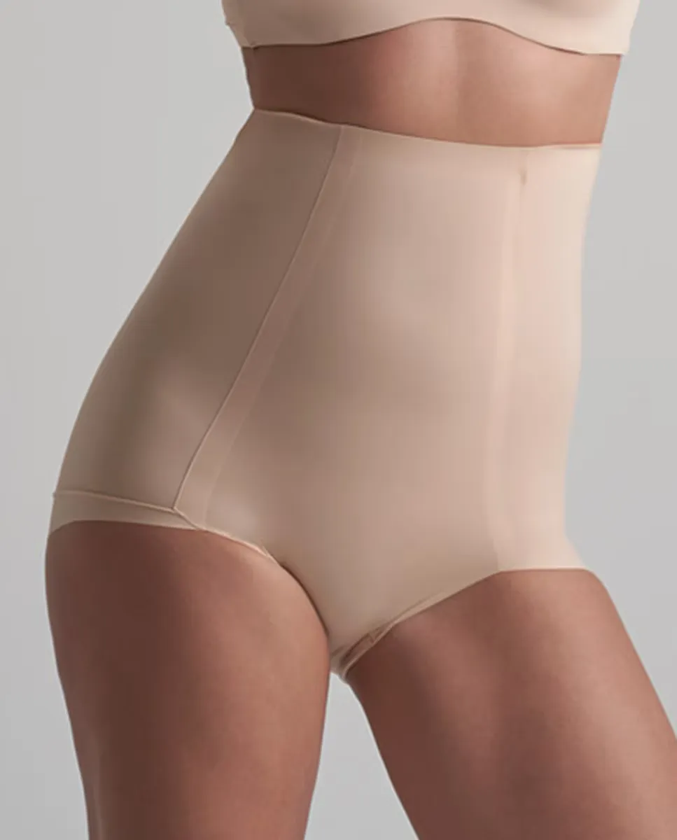 Невидимые утягивающие трусики с высокой талией Bye Bra, бежевый
Невидимые утягивающие трусики с высокой талией Bye Bra, бежевый