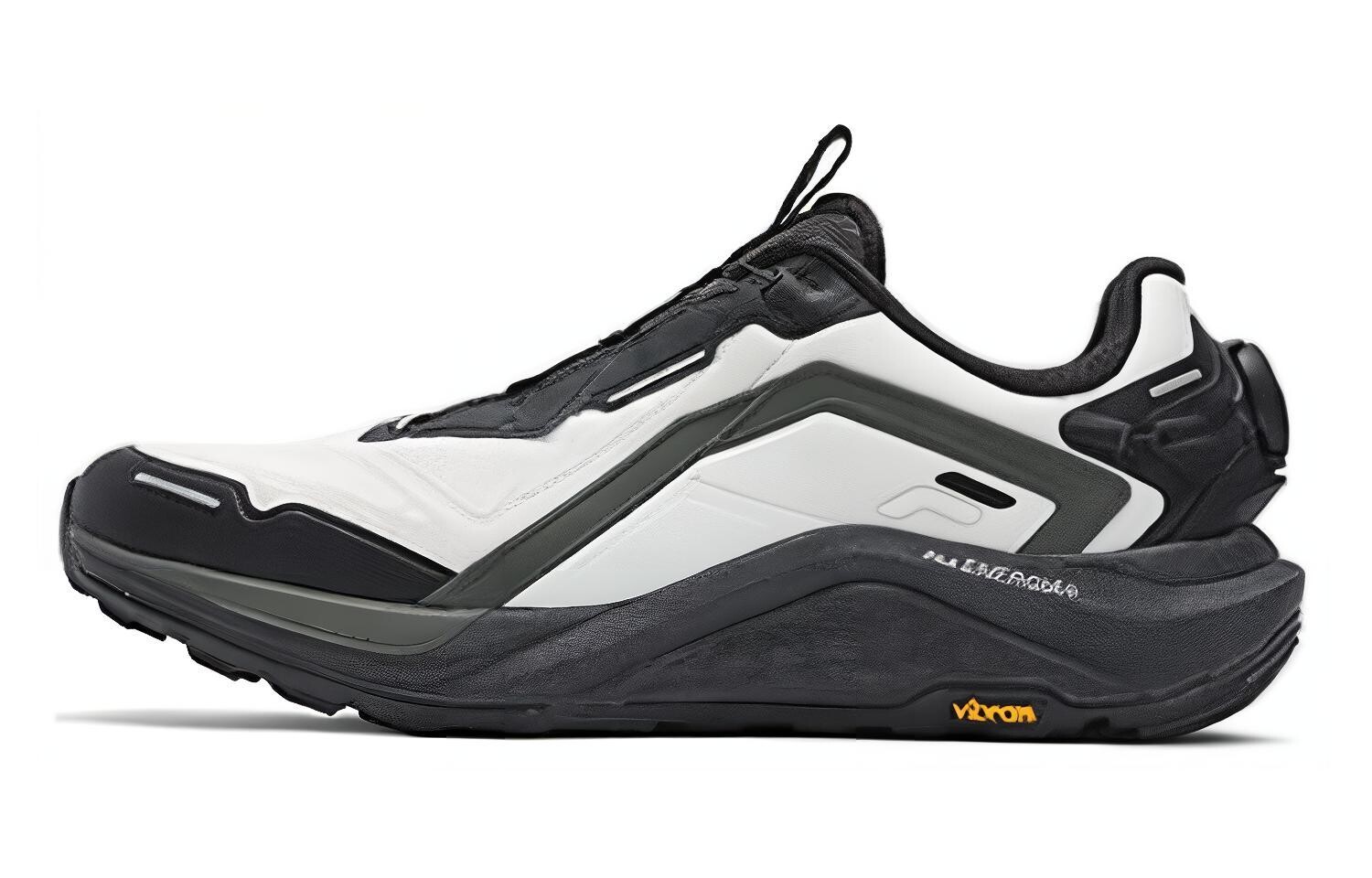 FILA Кроссовки Мужчины, Lily white / night black
FILA Кроссовки Мужчины, Lily white / night black