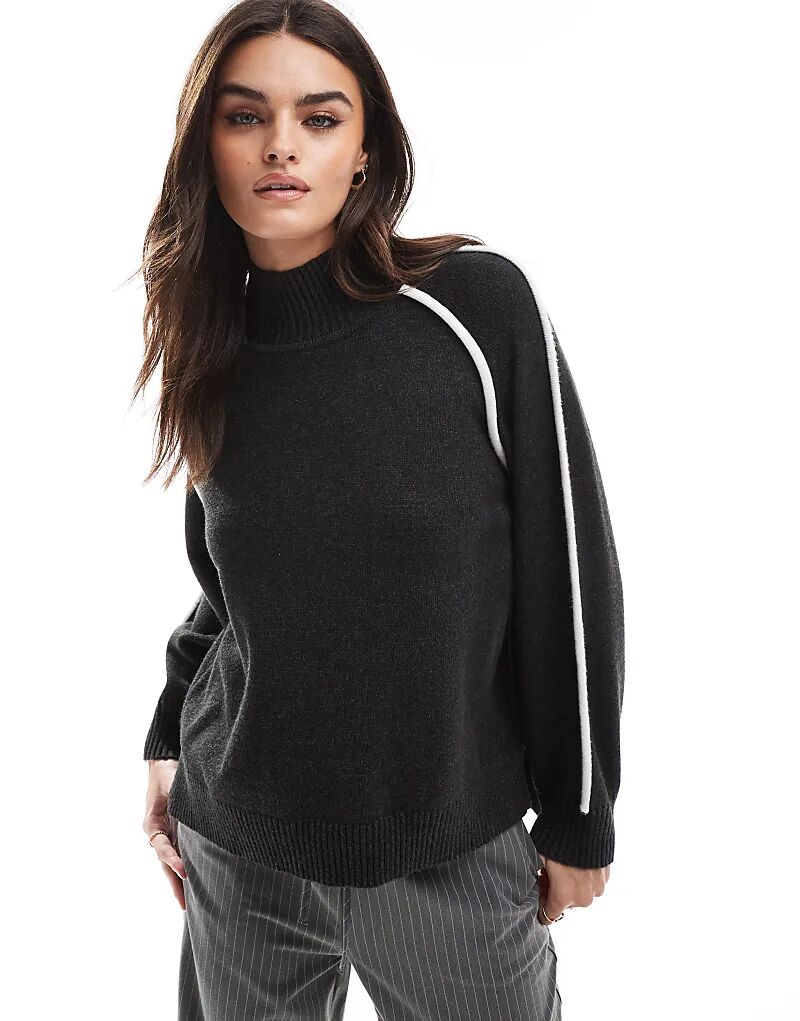 Вязаный джемпер с контрастными серо-белыми вставками French Connection
Вязаный джемпер с контрастными серо-белыми вставками French Connection