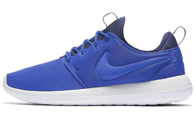 Кроссовки женские Roshe Two Running Shoes Low-top White/Royal Blue/Fern Green Nike
Кроссовки женские Roshe Two Running Shoes Low-top White/Royal Blue/Fern Green Nike