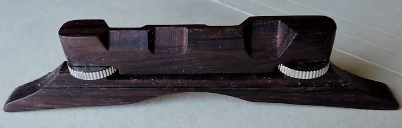 4-струнная теноровая гитара Harmony Indian Rosewood Bridge с компенсацией для 8-струнной мандолины Martin Style A Mandolin Bridge Harmony Guitars
4-струнная теноровая гитара Harmony Indian Rosewood Bridge с компенсацией для 8-струнной мандолины Martin Style A Mandolin Bridge Harmony Guitars