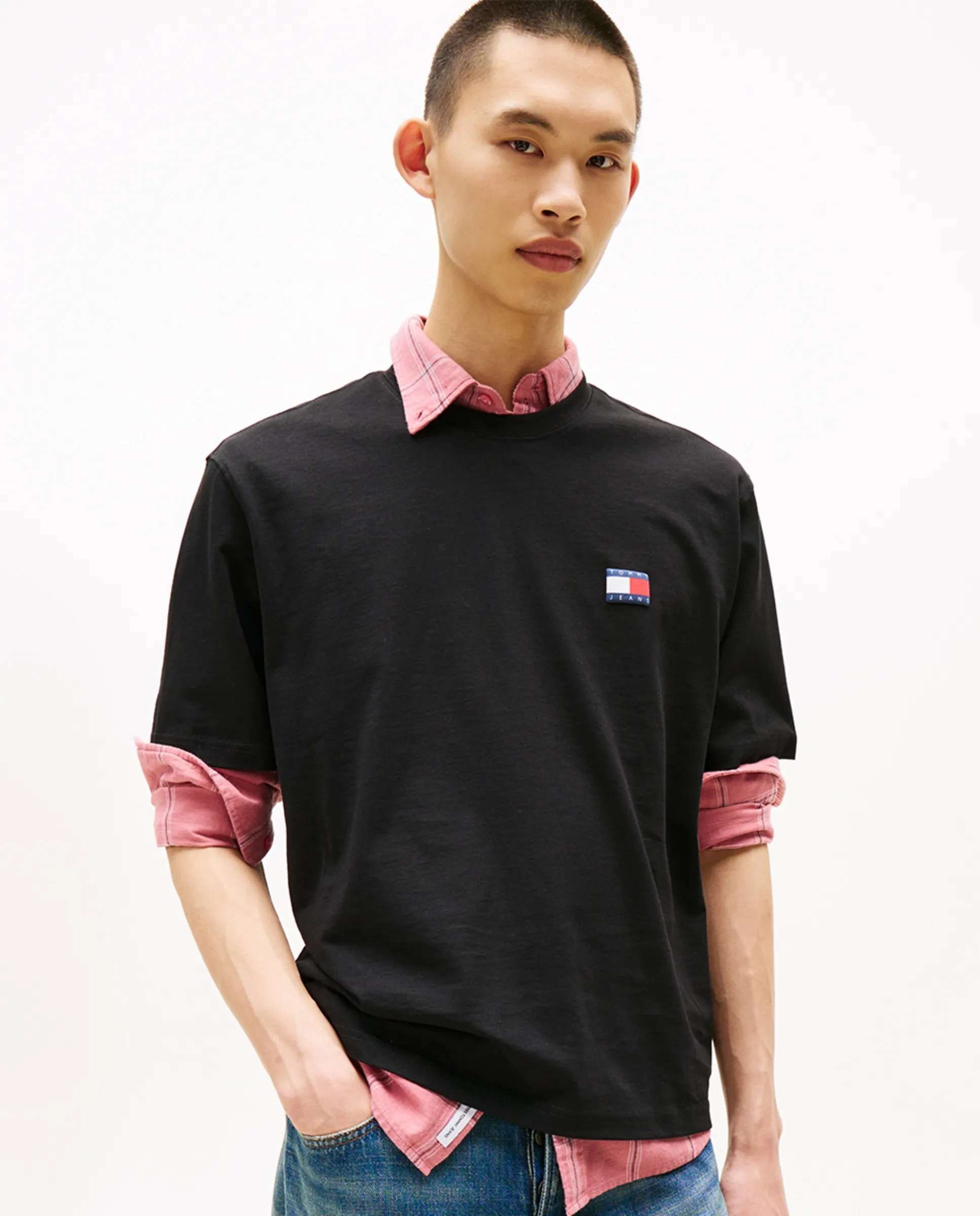 Мужская футболка свободного кроя с коротким рукавом Tommy Jeans, черный
Мужская футболка свободного кроя с коротким рукавом Tommy Jeans, черный