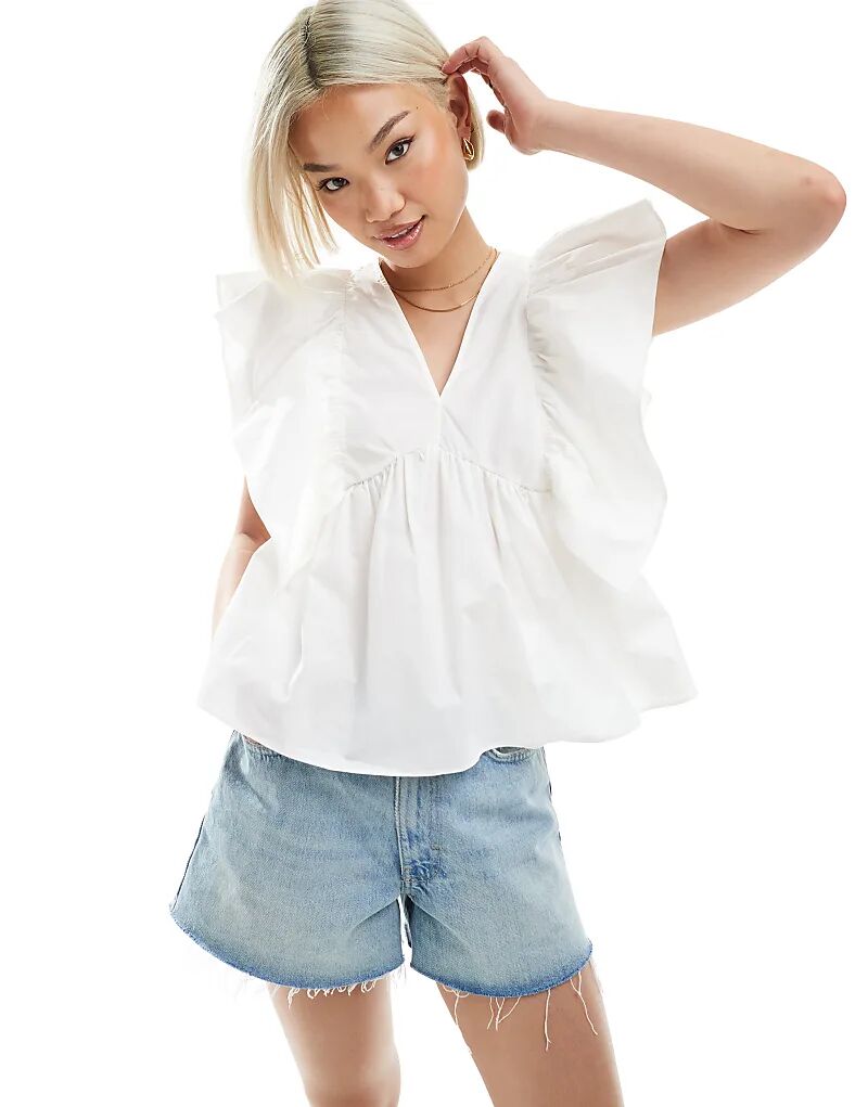 Белый топ с баской и V-образным вырезом на рукавах-оборках ASOS DESIGN
Белый топ с баской и V-образным вырезом на рукавах-оборках ASOS DESIGN