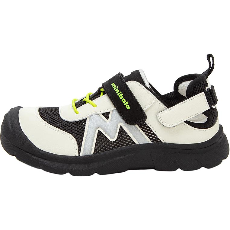 Дышащие и нескользящие низкие детские кроссовки для повседневной носки. Для детей от 3 до 7 лет. Mini Bala, белый/черный
Дышащие и нескользящие низкие детские кроссовки для повседневной носки. Для детей от 3 до 7 лет. Mini Bala, белый/черный