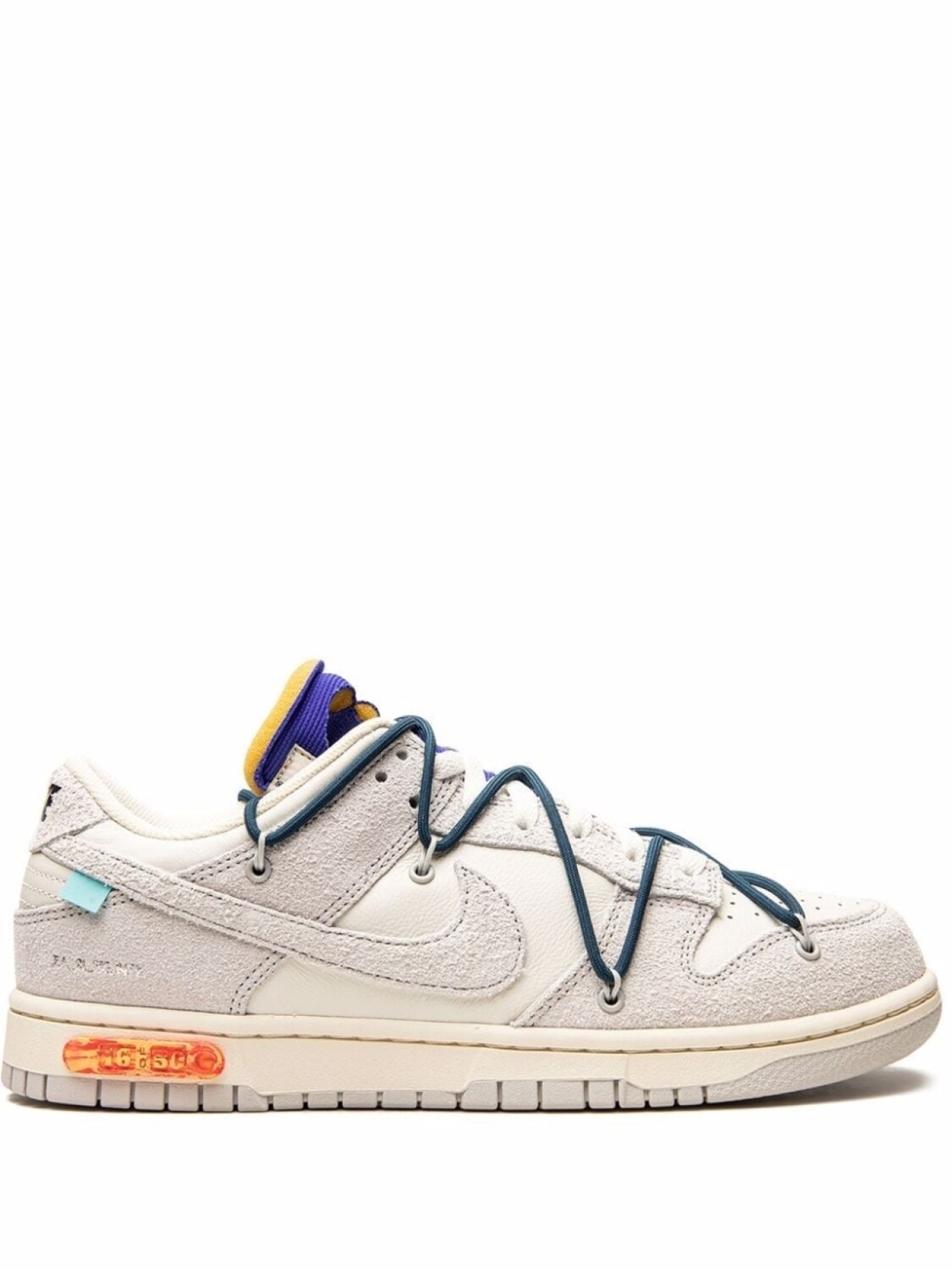 Кроссовки Dunk Low из коллаборации с Off-White Nike X Off-White, бежевый
Кроссовки Dunk Low из коллаборации с Off-White Nike X Off-White, бежевый