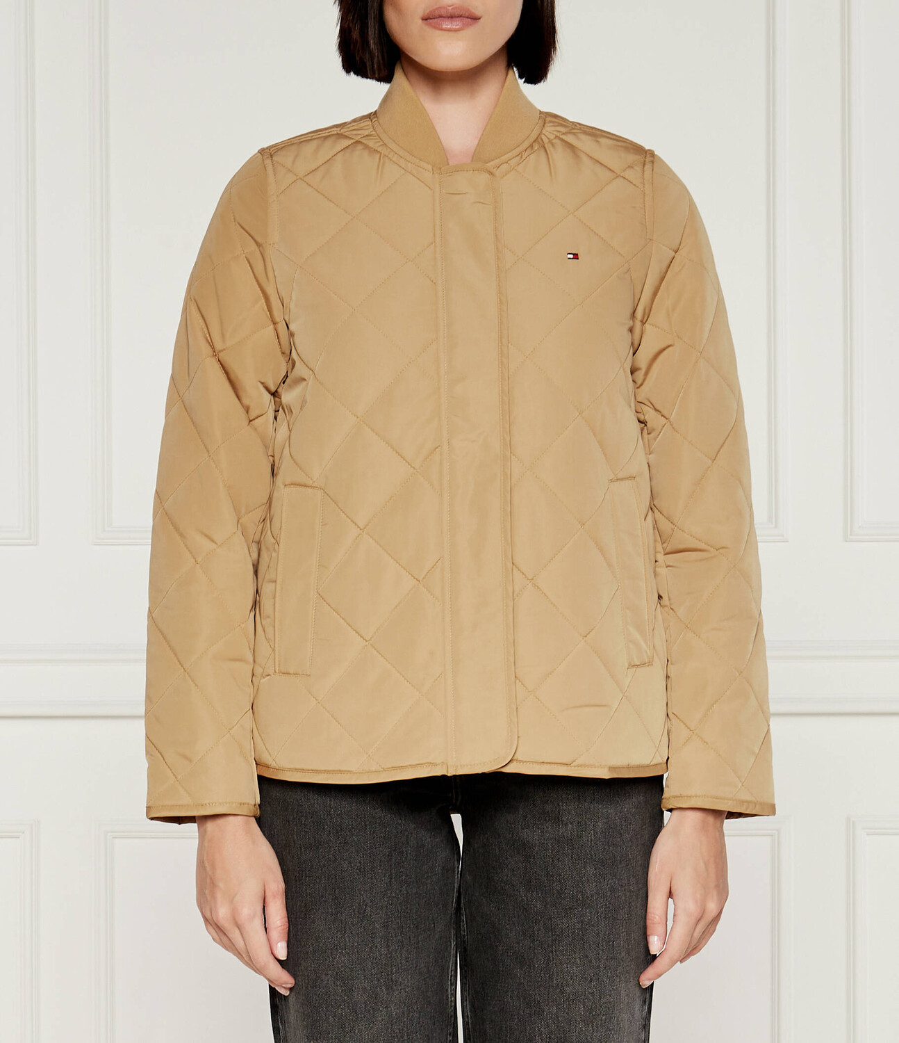 Куртка Tommy Hilfiger Regular Fit, бежевый
Куртка Tommy Hilfiger Regular Fit, бежевый